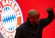 Enig med en af Bundesligaens hotteste angribere, men afviste bud på €55 millioner og ultimatum lægger pres på Bayern München