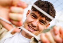 Den sportslige direktør bag “det værste Premier League-køb nogensinde” ønsker, at Jørgen Strand Larsen skal erstatte