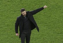 Michael Carrick får et opkald fra United-ikonet, som bestemt ikke burde have adgang til