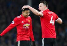 Dwight Yorke forudsiger, at den tidligere Premier League-kulthelt tager en sidste rodeo for at hjælpe Wrexham med at rykke op