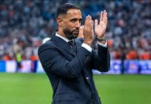 Kaosset fortsætter! Den sportslige direktør går få dage efter, at manager Roberto De Zerbi blev fyret