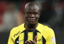 Ngolo Kanté har forladt Saudi-Arabien og skrevet under med en ny klub få timer efter, at alle havde opgivet