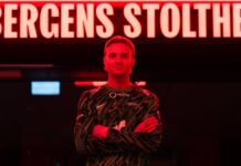 Skriver kontrakt med udfordrer til landsholdets målmand Mathias Dyngeland