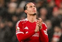 Van Dijk roser den ‘næste’ Liverpool-kaptajn