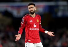 Stor klub med håret mål af Bruno Fernandes, der skrev kontrakt med