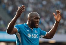 Superangriberen Romelu Lukaku er tilbage i Napoli til et ordentligt oprydningsmøde