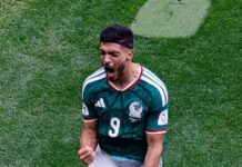 Mexico 2-0 Sydafrika: Kamprapport, resultater og historiske tre røde kort i VM-åbningen