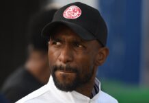 Jermain Defoe sluttede som manager efter 116 dage