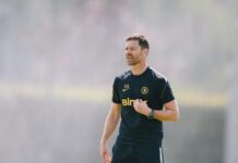 Chelsea er klar til at skrive kontrakt med to af de mest erfarne Premier League-spillere i fodboldcirkusset