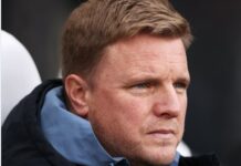 Mener, at Eddie Howe som Manchester United-manager vil kræve fire januar-signeringer for mere end 165 millioner pund